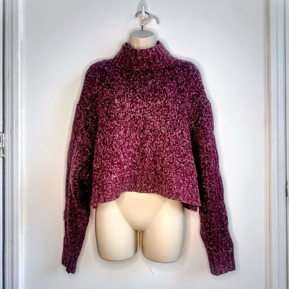 Free People Merry Go Round Cable Knit Cropped Sweater Purple Sz S Oversized